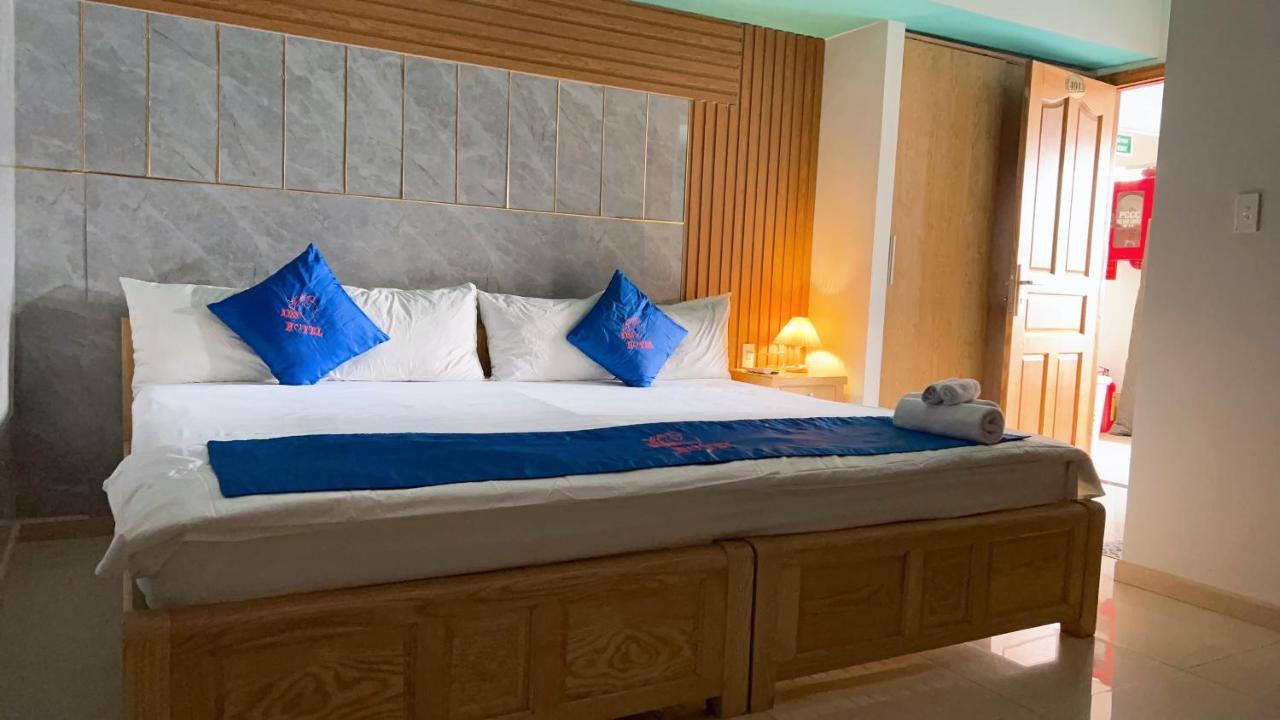 הו צ'י מין סיטי Kiss Hotel Tan Binh מראה חיצוני תמונה